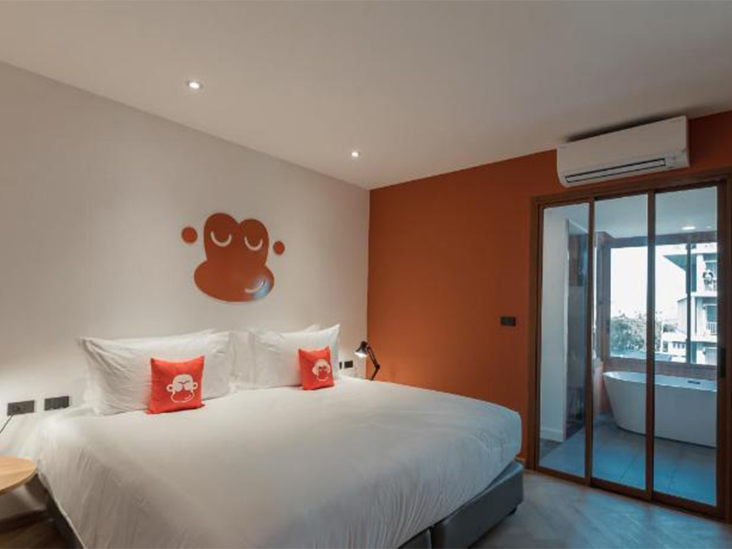 ORANGUTAN BATH POD SUITE