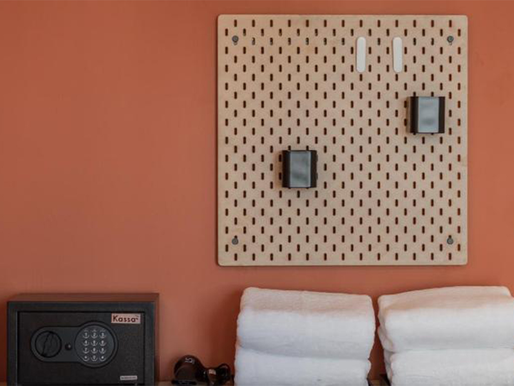 ORANGUTAN BATH POD SUITE